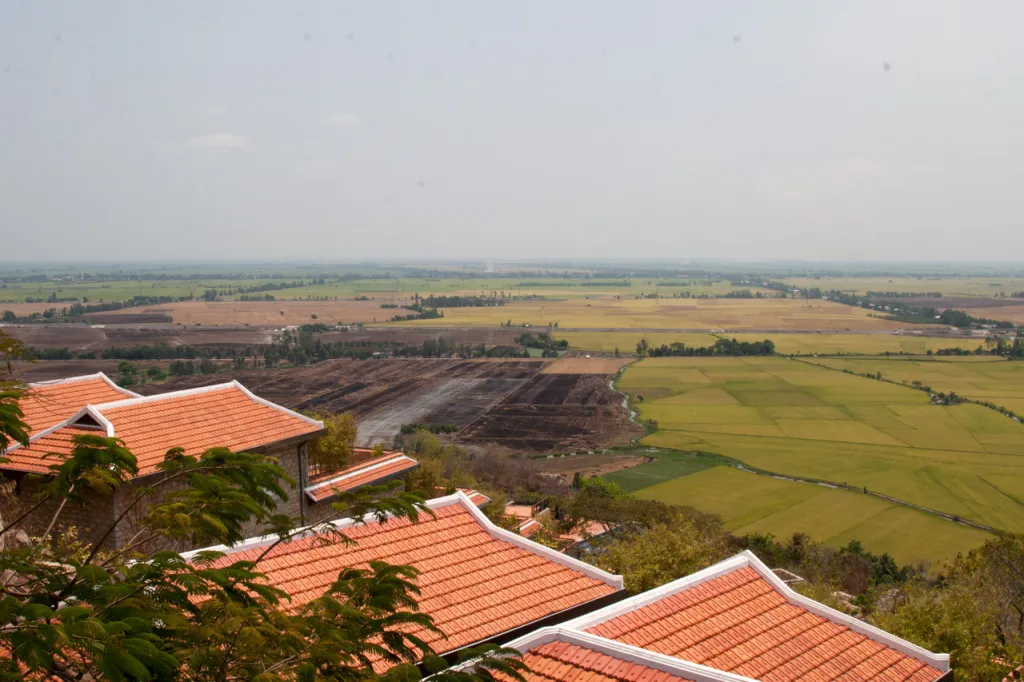 The Temples Of Nui Sam - Victoria Nui Sam