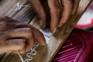 The Art Of Shell Inlay At Hoi An’s Kim Bong Village File name: 12-Hoi-An-Kim-Bong-Carpentry-Village-Tour-by-Victoria-Hoi-An-Image-by-James-Pham-39.webp