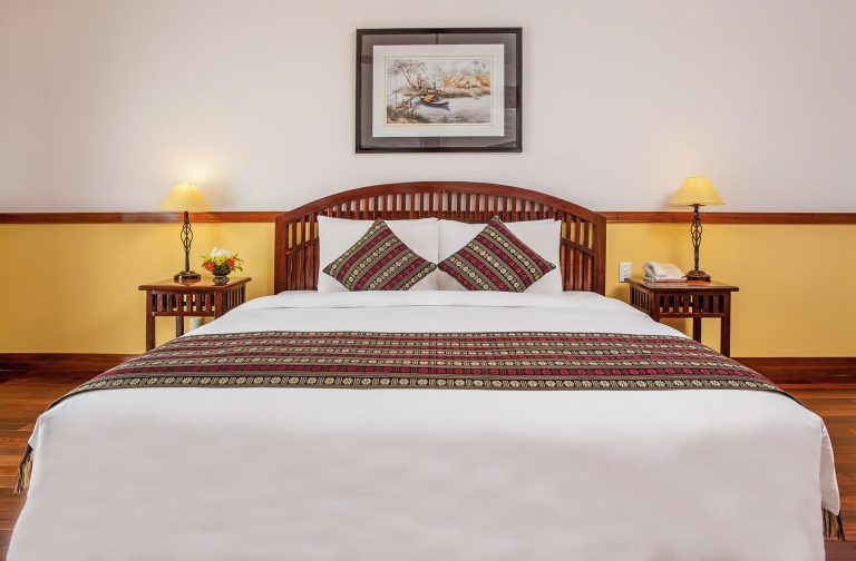 2017_VCT_Accom_Colonial Suite_MKT (1)