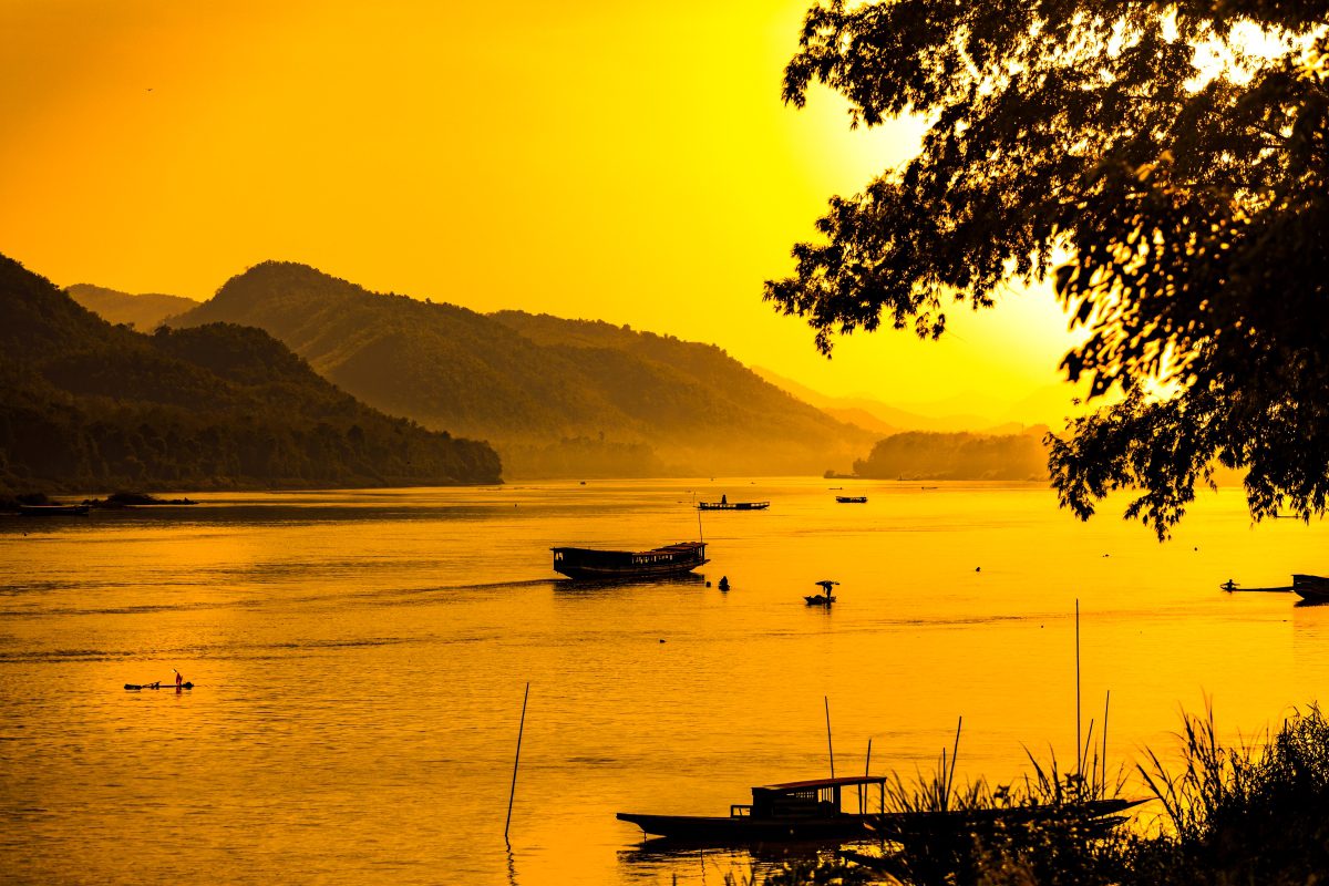 Hanoi to Luang Prabang river