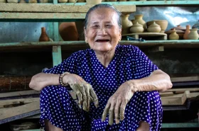 The Pottery Village Of Thanh Ha, Hoi An File name: Hoi-An-Kim-Bong-Carpentry-Village-Image-by-James-Pham-9.webp