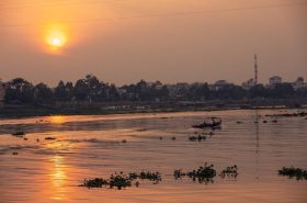 Ngắm bình minh đẹp ná thở trên sông Hậu ở khách sạn Victoria Châu Đốc