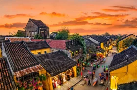 Khám phá vẻ đẹp cổ kính của Phố cổ Hội An