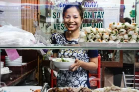 Can Tho: The Melting Food Pot Of The Mekong Delta File name: VCT-VCT-Food-James-Pham-Can-Tho-Bun-Mam-8.web